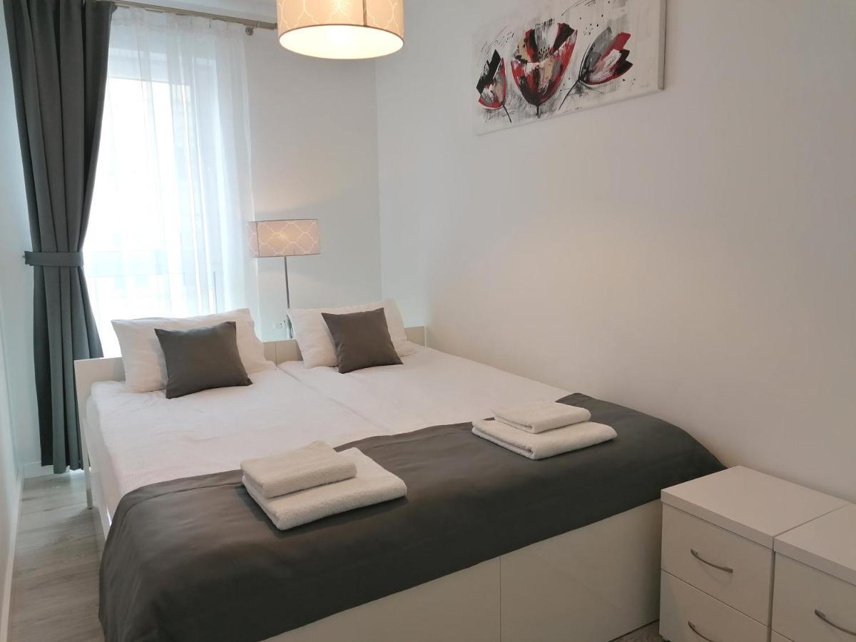 Apartamenty Mariela-Kolobrzeg Z Garazem Exterior foto
