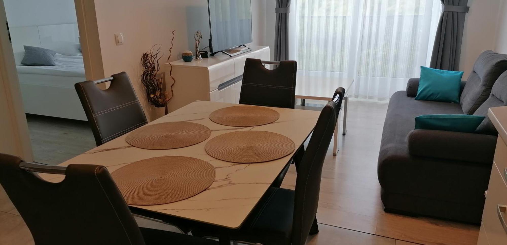 Apartamenty Mariela-Kolobrzeg Z Garazem Exterior foto
